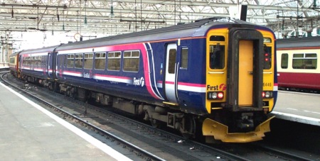 156.446 at Glasgow Central 05.November.2004