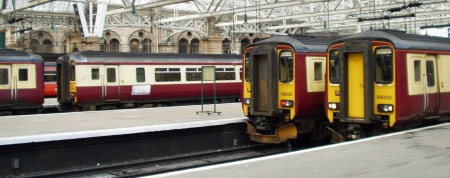 Four SPT 156s at Glasgow Central 27.Mar.2004